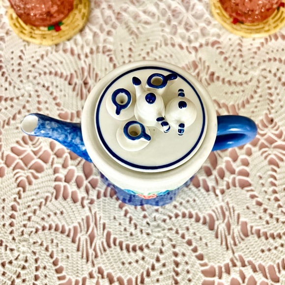 Vintage Mini Teapot - Picture 2 of 4